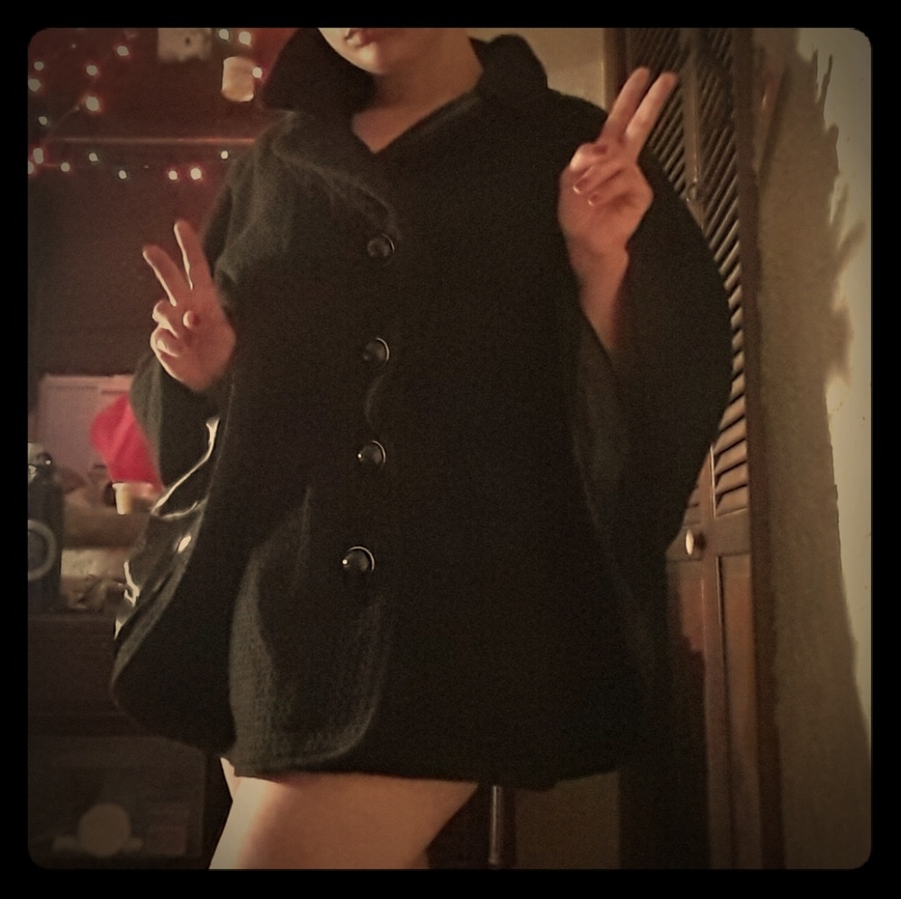 Winter Capelet